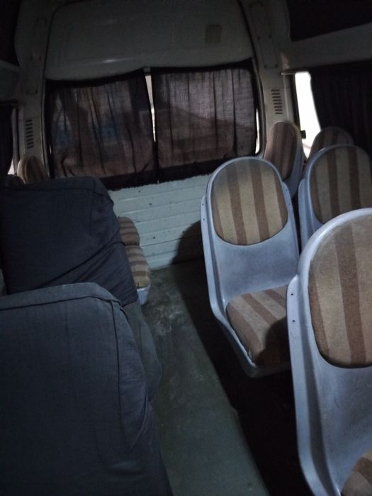 Mikroavtobus foton sotiladi