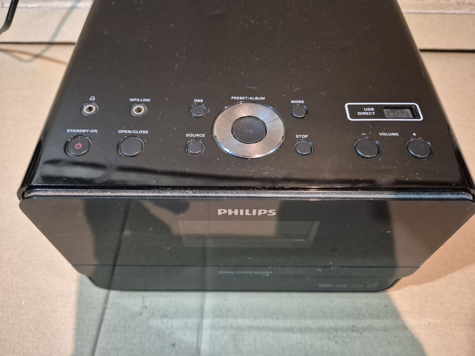Combina muzicala Philips cu 2 Boxe