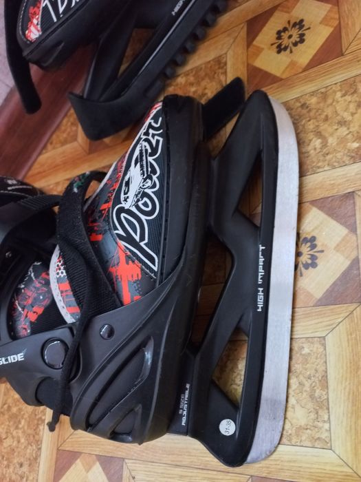 Коньки вместе с  сумкой