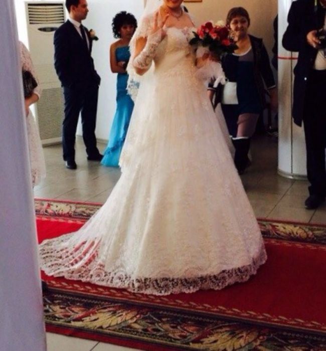 свадебное платье одето один раз