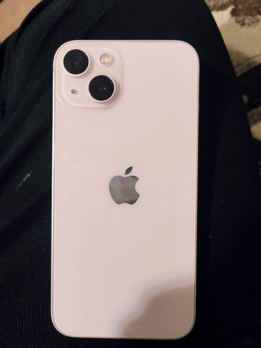Продам Iphone 13