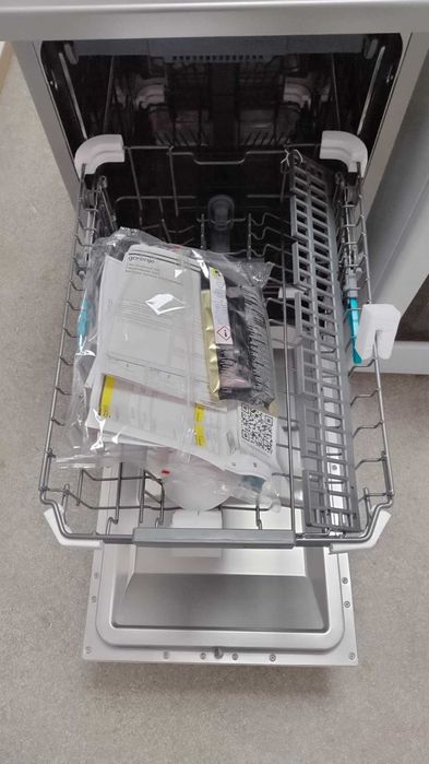Нова Иноксова Съдомиялна машина Gorenje-Горение 45 см 11 комплкета