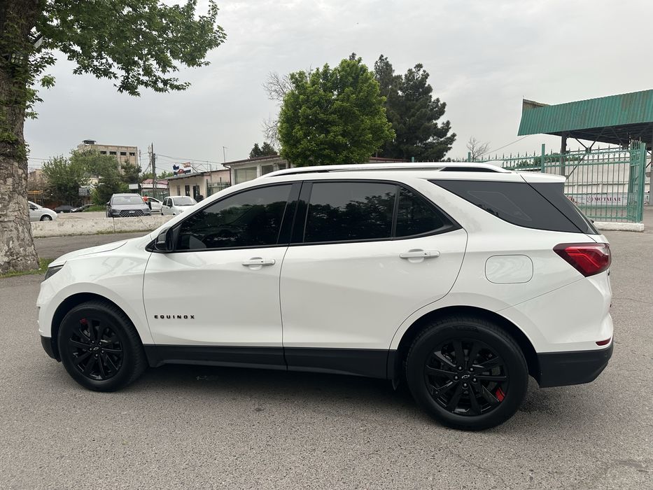 Chevrolet Equinox 2020 — 3