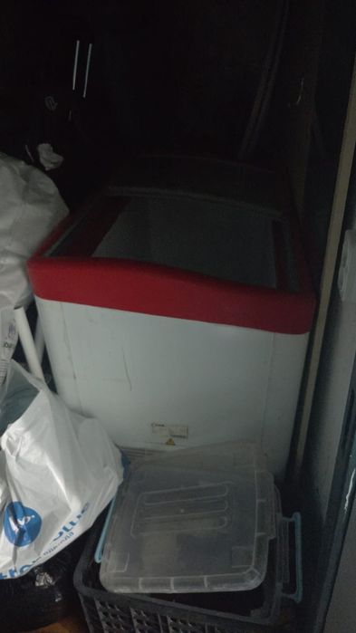 Морозильная камера. Рабочий