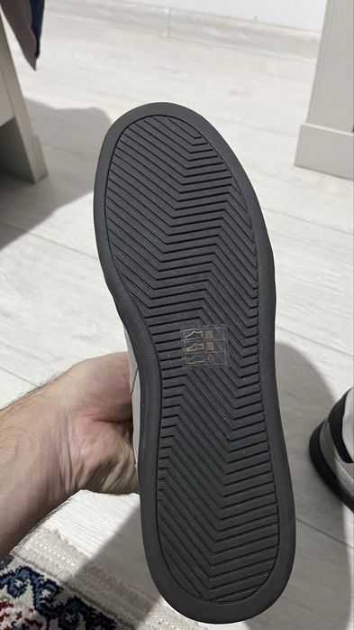 Продаю кеды (Англия)