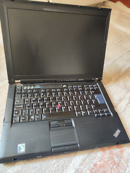 Около 50 лаптопа за части