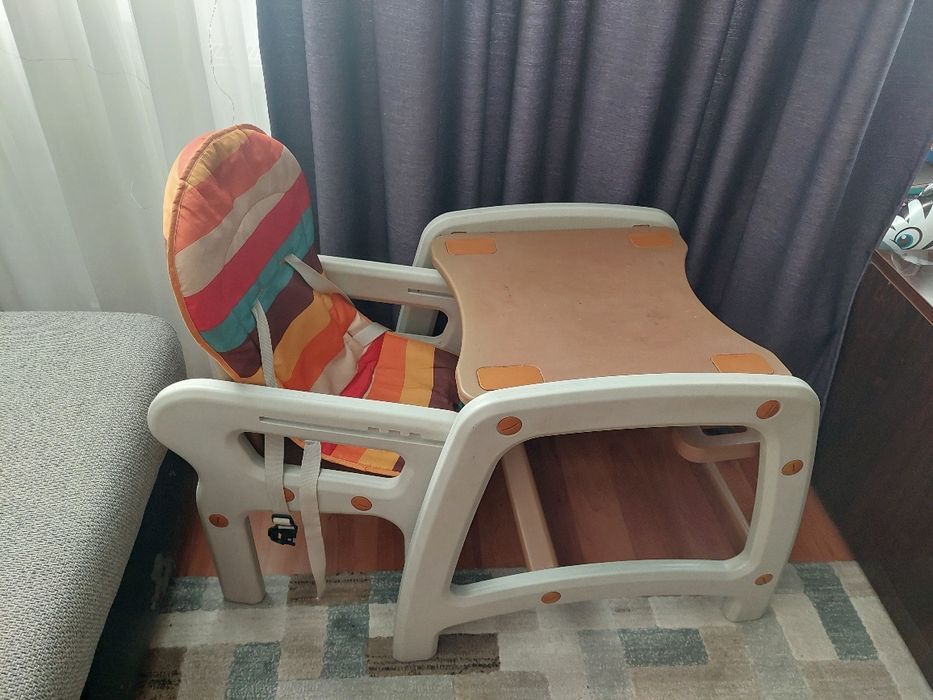 Scaunel + masa 2 in 1 bebe/ copii