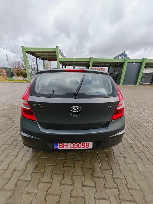 Vând Hyundai i30 1.6 diesel