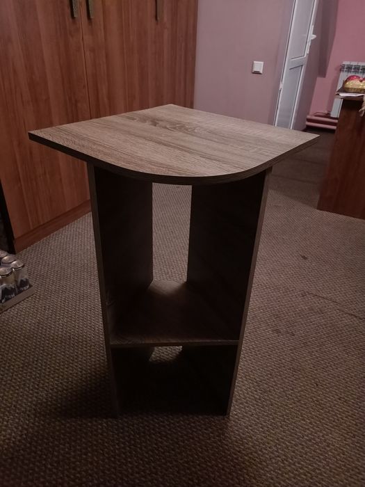 Продам тумбу угловую