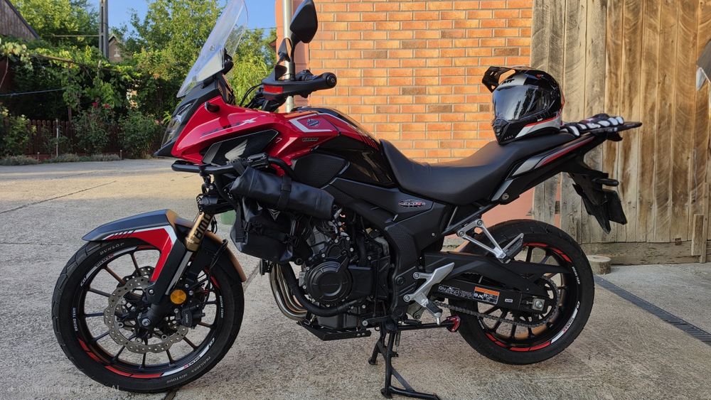 Motocicleta Honda CB500X 2023