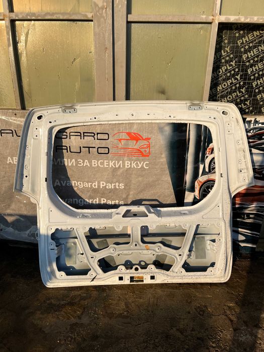 Багажна врата Mercedes V W447 2бр.