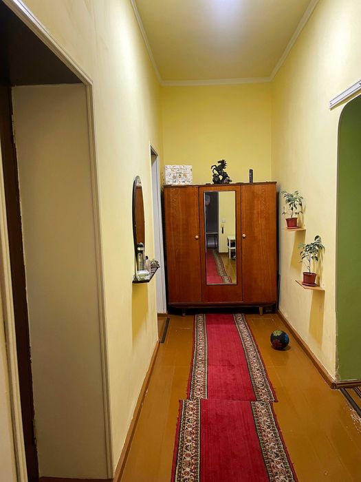 3-комнатная квартира, 65 м², Мирабадский район, этаж 1/2