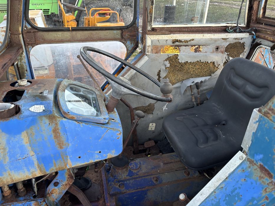 Tractor ford -leyland 70 cp