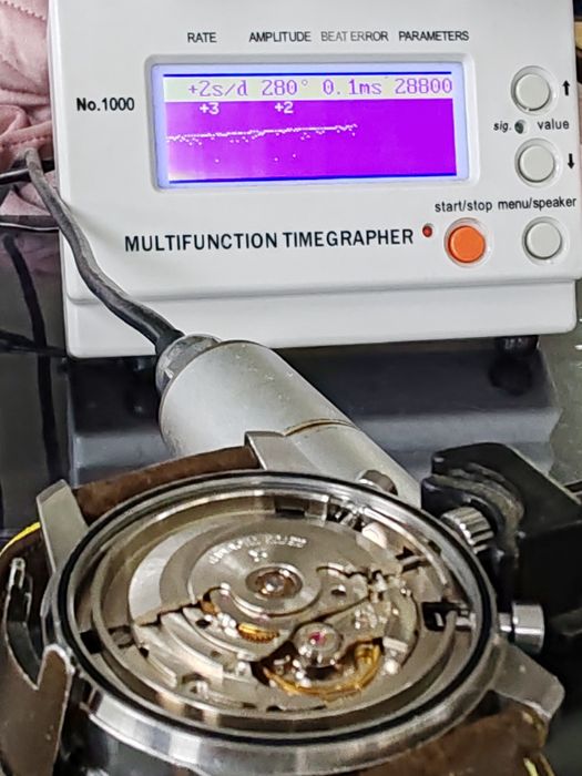 Ceas Revue Thommen Airspeed Automatic Chronograph 41 mm Funcționează e