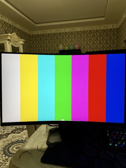 Продам монитор curved 2K 165(170)Hz Gigabyte gs27qc