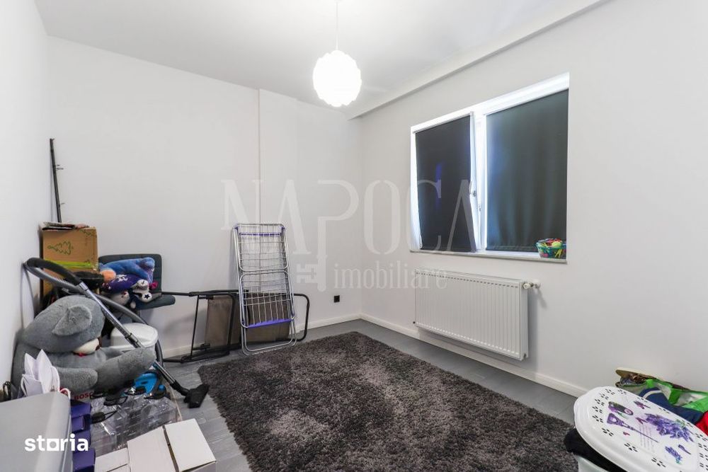 Apartament 3 camere de vanzare in Floresti