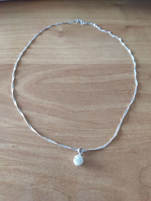 Сребърни колиета и сребърна гривна