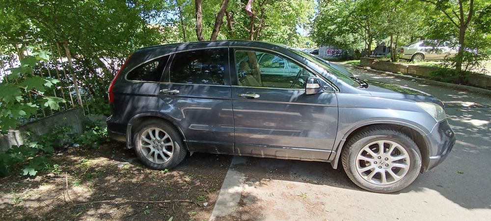Продавам Хонда CR-V III