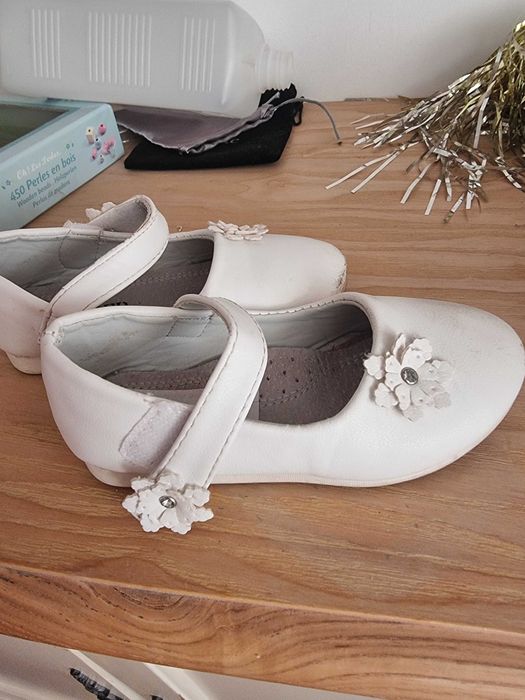 Нови детски обувки + 1 чифт подарък