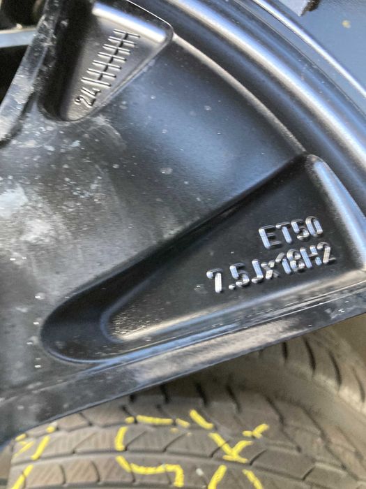 Jante  VW ID3 Anvelope vara Bridgestone  215 55 18