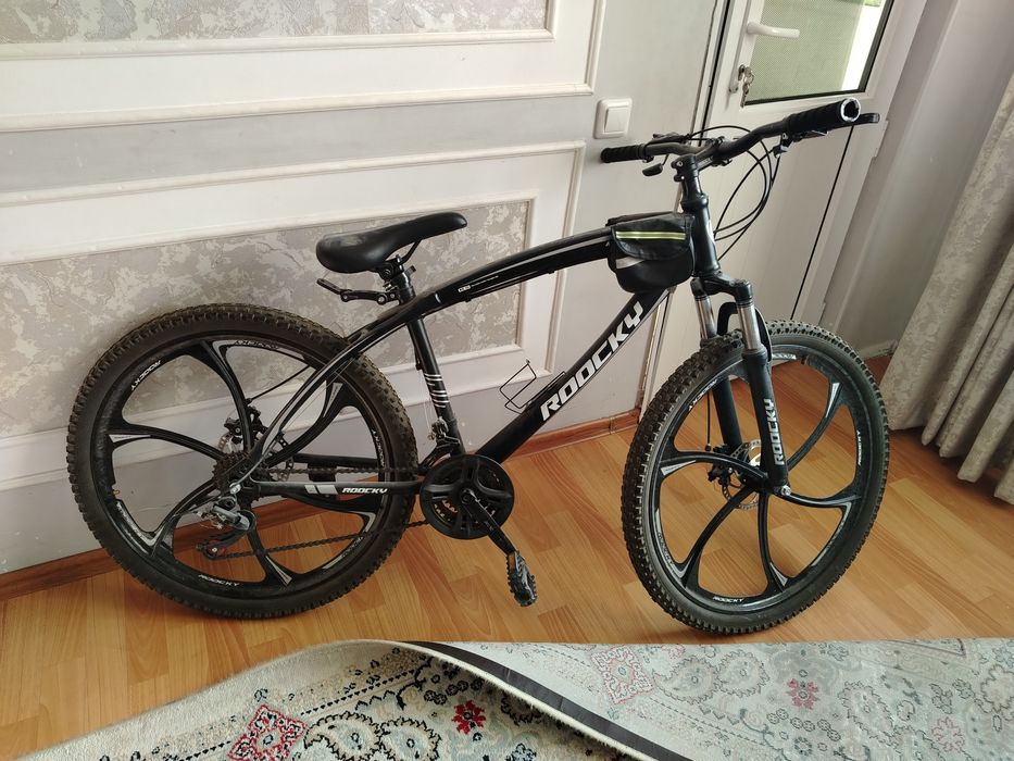 Спортивный велосипед