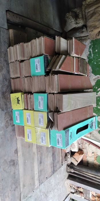 Продам ламинат б/у