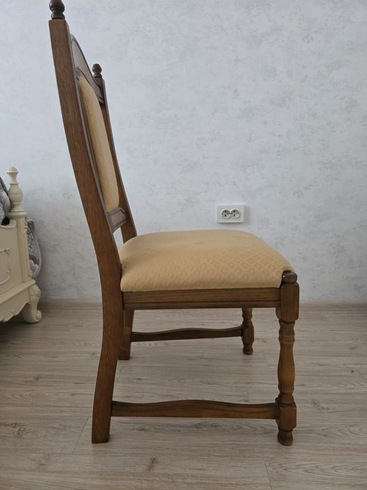 Стулья для гостинной 6 штук