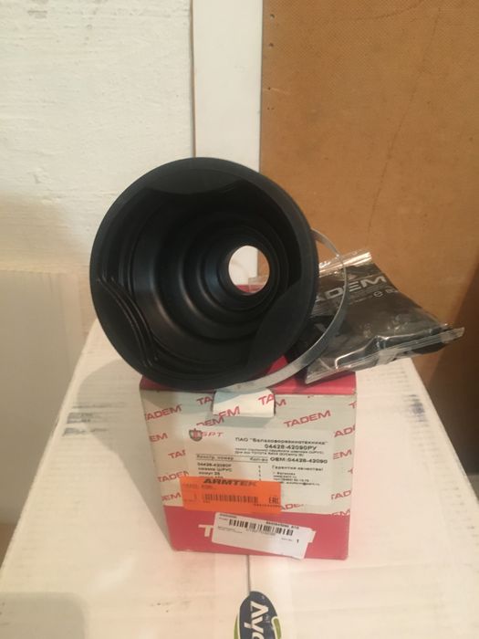 Пыльник внутреннего шруса на Тойоту