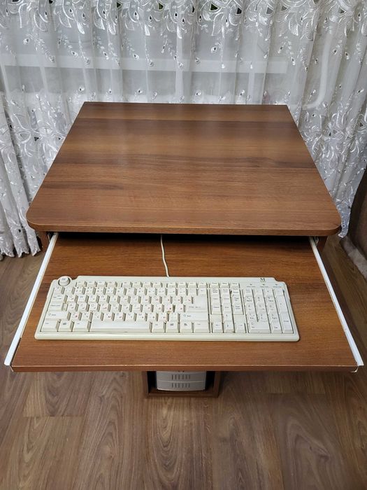Стол компьютерный б/у торг