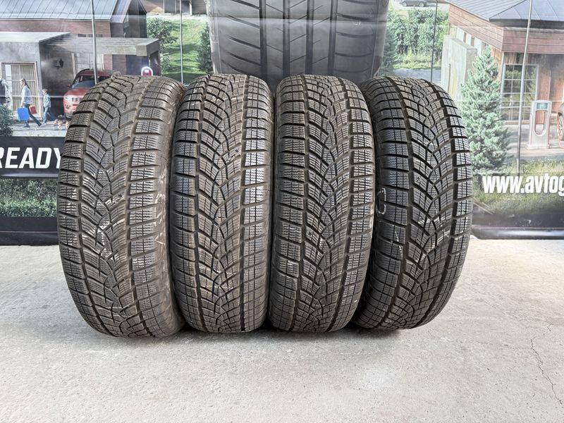 225/65/17 GOODYEAR 4бр