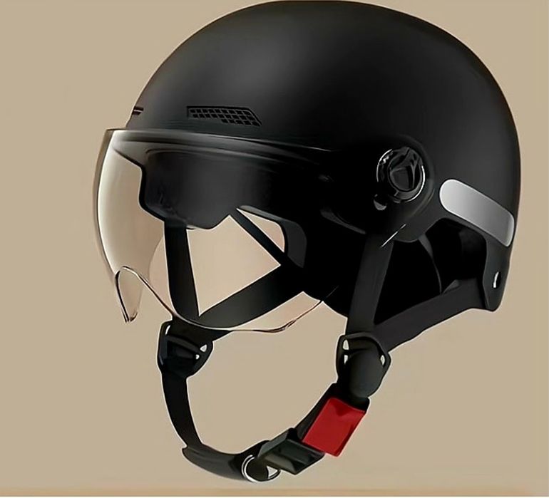 Продаю шлем. Новый.