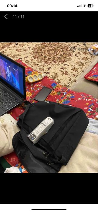 Проэктор с экраном