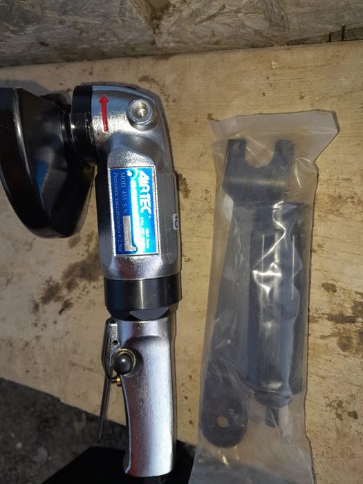 Продается пнемо болгарка