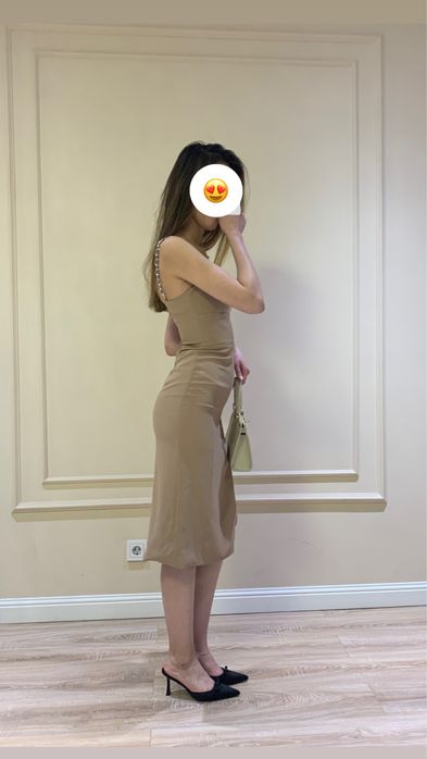 Нарядное вечернее платье