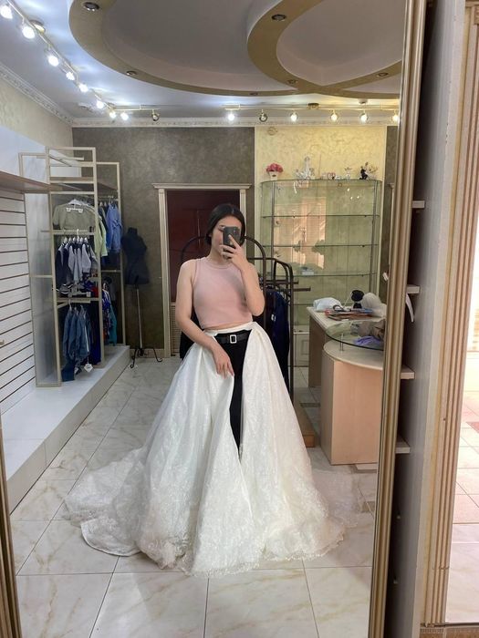 Свадебные платья