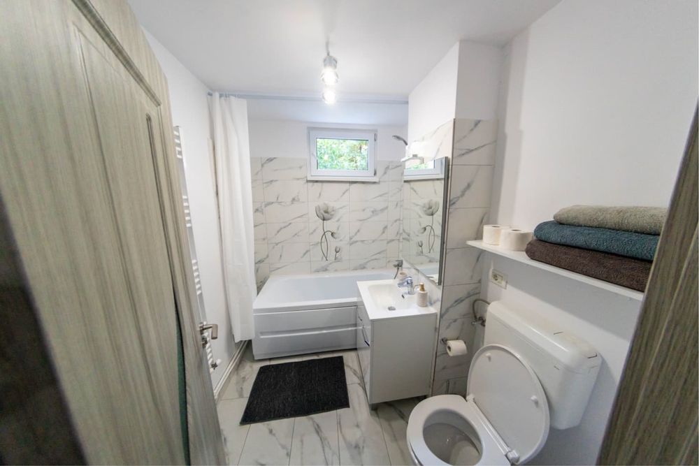 Inchiriez apartament in regim  hotelier 290lei ( exclus escorte)