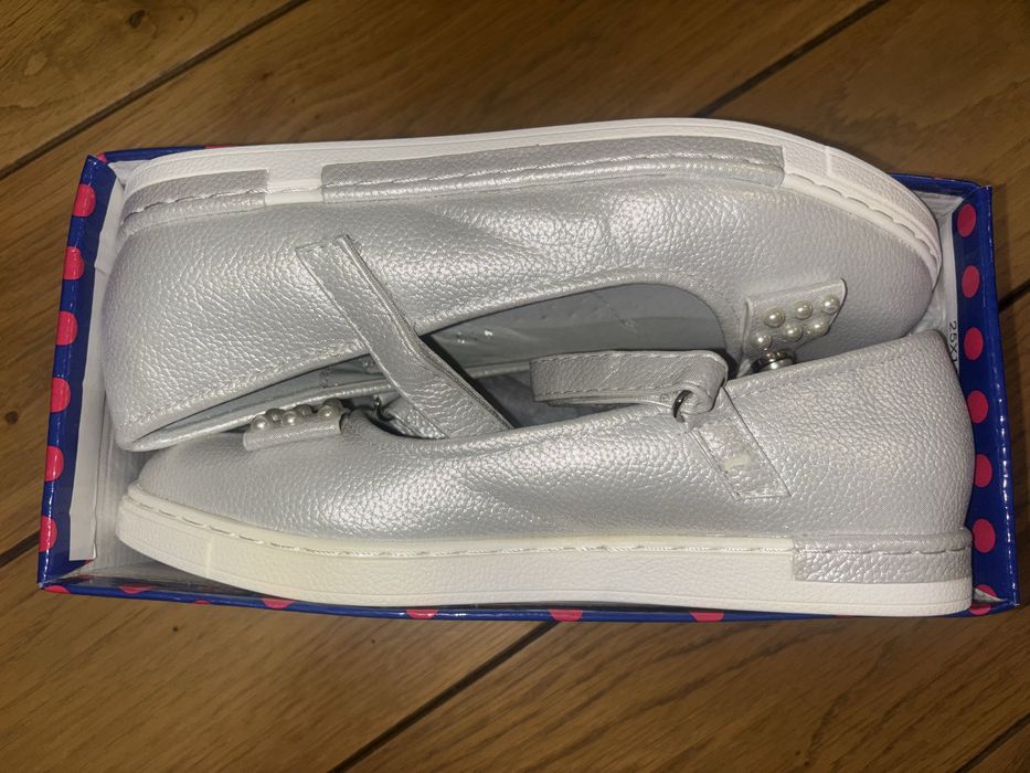 Официални сребърни обувки