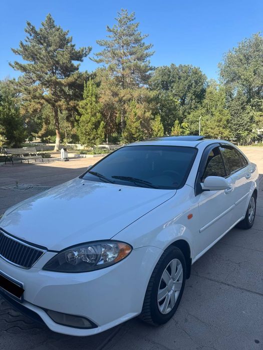 Lacetti 2013 Sotladi