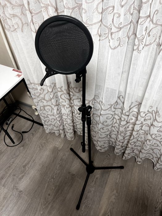 Стойка для микрофона журавль