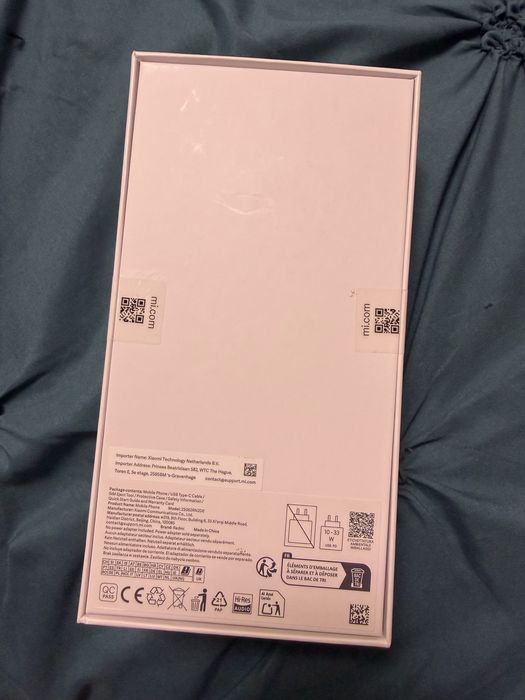 Redmi 15 8/256 7000mAh