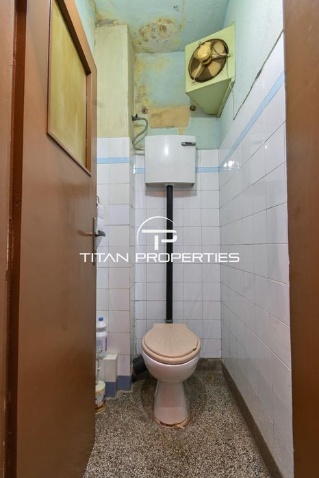 Тристаен за продажба в кв. Сухата река