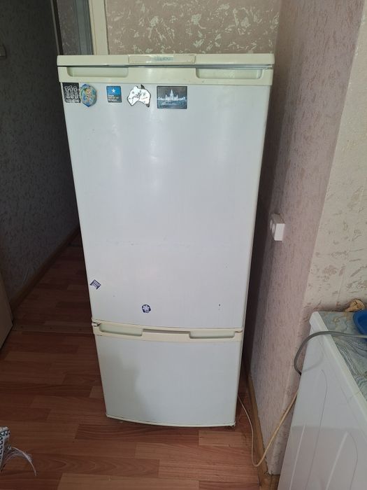 Холодильник Бирюса