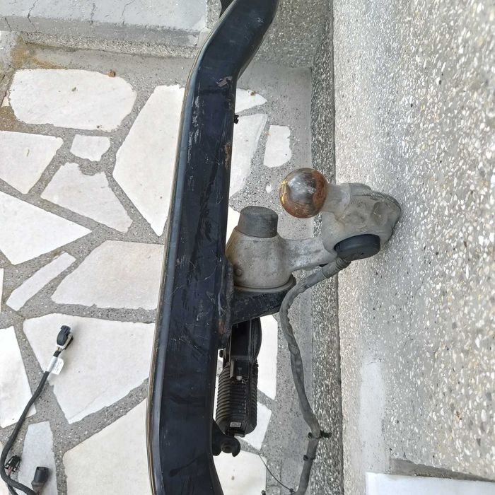 Оригинален електриески теглич за VW Tiguan/SEAT Terraco.