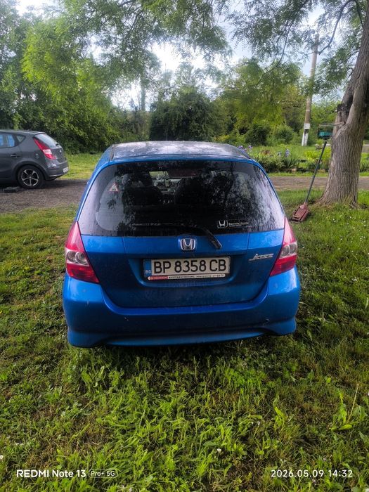 Хонда джаз 1.4 83кс