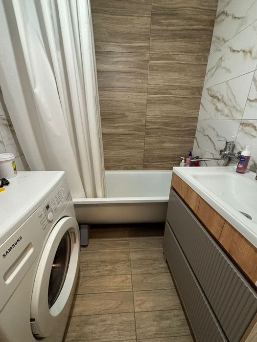 Продам 2 комнатную квартиру