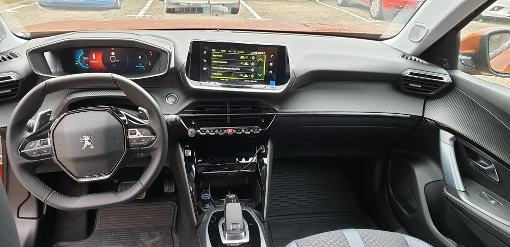 Peugeot 2008 Allure 1.2 PureTech 130 CP