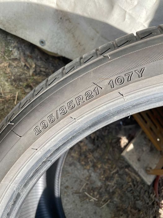 Set 4 Anvelope vara SUV 295 35 21 Bridgestone HANKOOK  Venus 265 40 21