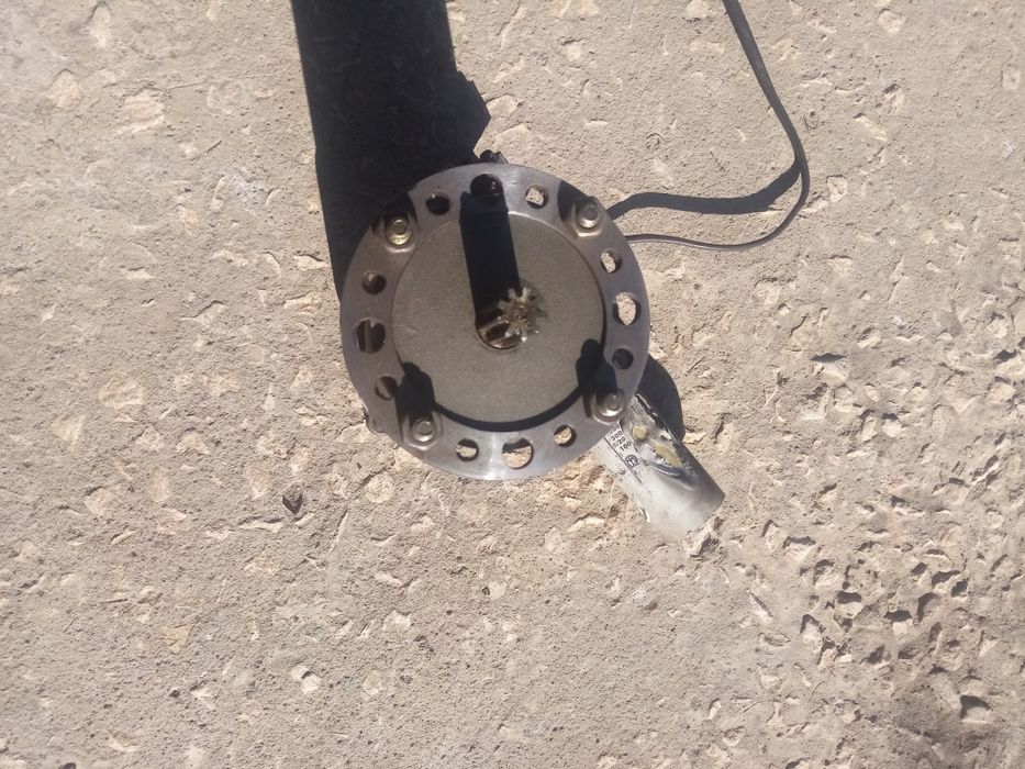 Електромотор от автоматична врата.