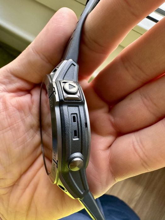 Garmin Epix Pro Gen 2 Sapphire 51mm + оригинални каишки