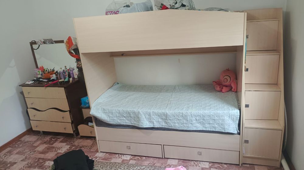 Продам кровать детскую